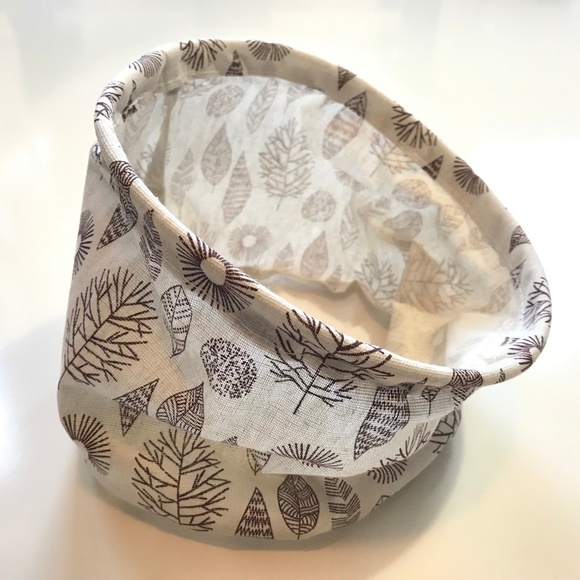 Canvas Waterproof Desk Bin - Picture 5 of 6